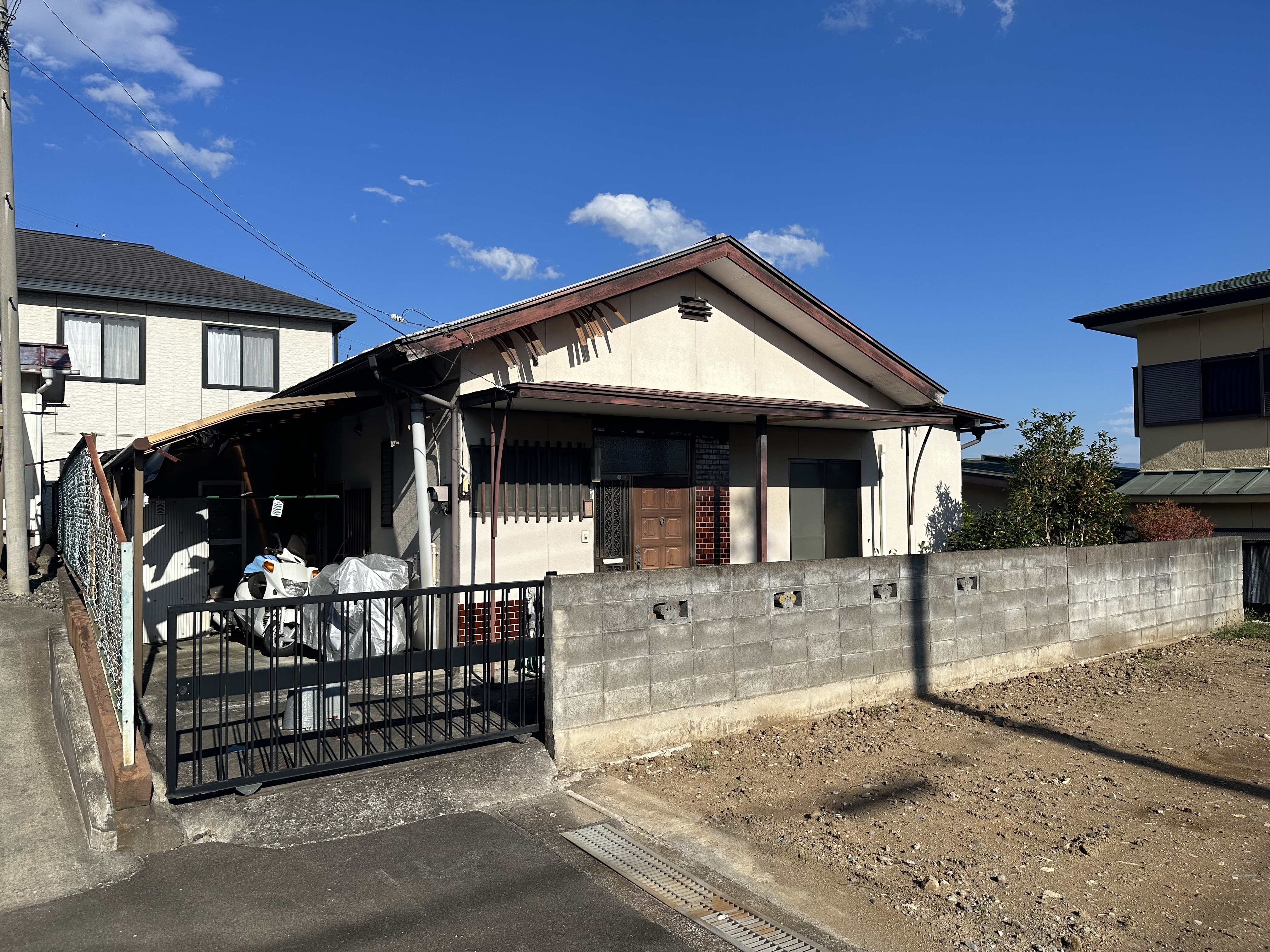甲斐市竜王新町 売家